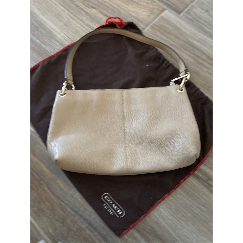 Coach Shoulder Bag Leather Beige w/ Tag 33521 Used W/ Dust Bag Cover - Picture 10 of 13